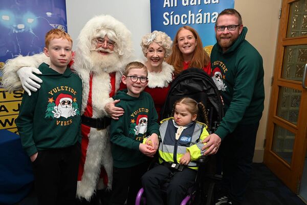 Santa at The Whitewater Shopping Centre Newbridge Little Blue Hero Lottie Farrell visits Santa at Newbridge Station with her Family Photos Jimmy Fullam Santa at The Whitewater Shopping Centre Newbridge Little Blue Hero Lottie Farrell visits Santa at Newbridge Station with her Family Photos Jimmy Fullam